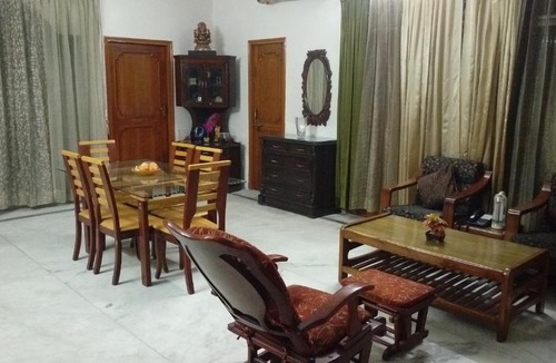 Gomti Nagar Apartment | Aadhaar