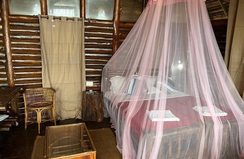 Meppadi Hotel | Aaranyakam