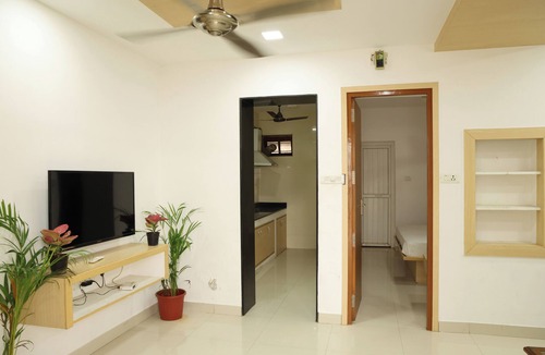 Coimbatore Hotel | Aaru Residency