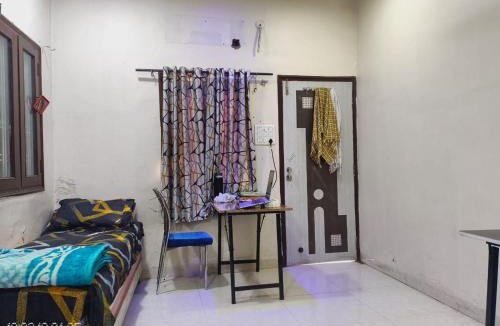 Indore Hostel | Aashiyana Boy's PG