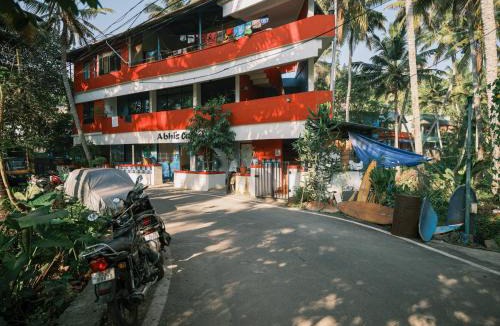 Kovalam House | Abhi's cafe avaduthura kovalam
