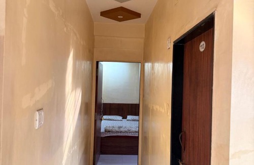 Satana Cabin | Abhijit Lodge