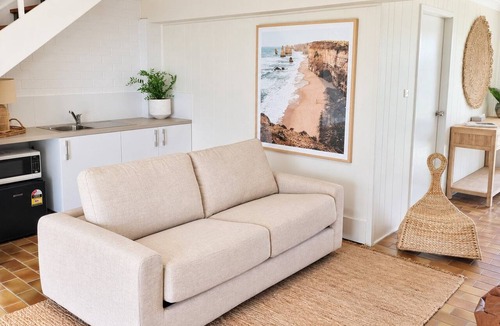 Anna Bay House | Absolute Birubi Beachfront - Luxury Pet Friendly