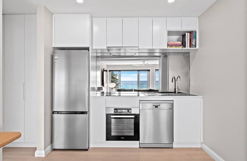 Avoca Beach House | Absolutely Avoca - beautiful views for the family