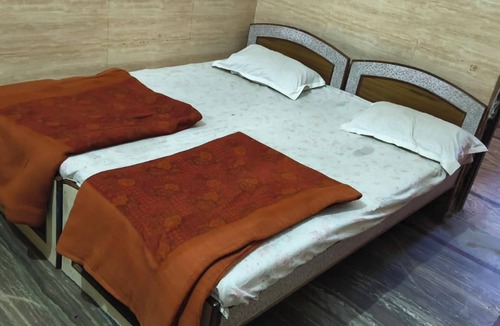 Chittorgarh Hotel | Adhyaksh Chittorgarh Hotel nr. Bus Stand