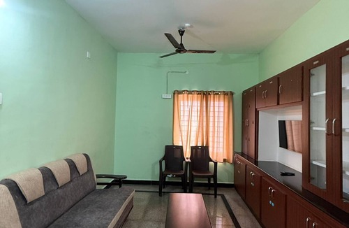 Tirupati Hotel | Aditya Homestay