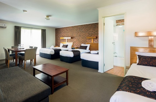Wangaratta Hotel | Advance Motel