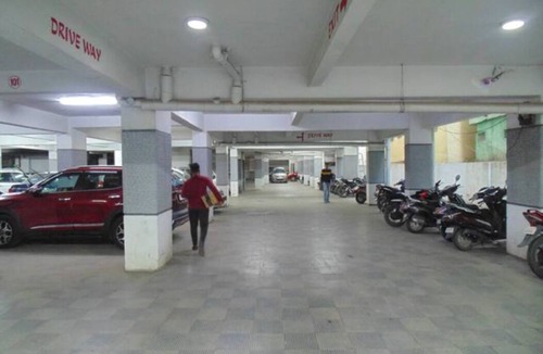 Toli Chowki Apartment | Affluent 3Bhk furnished apartment at HS Royal