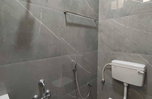 Tiruvannamalai Hotel | AGV Stay