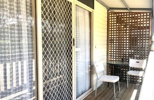 Alexandra House | Alexandra Parklife Studio 4