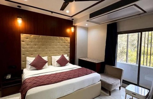 Paharganj Hotel | All Times Suites & Hotel - New Delhi