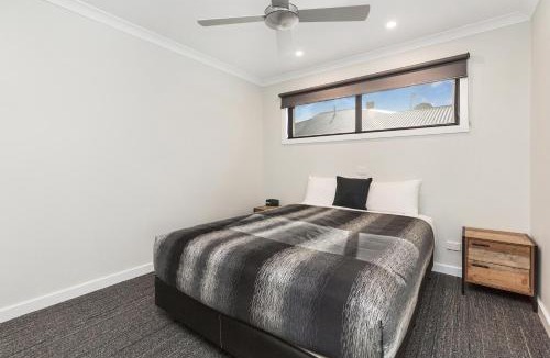 White Hills Hotel | Allara Motor Lodge