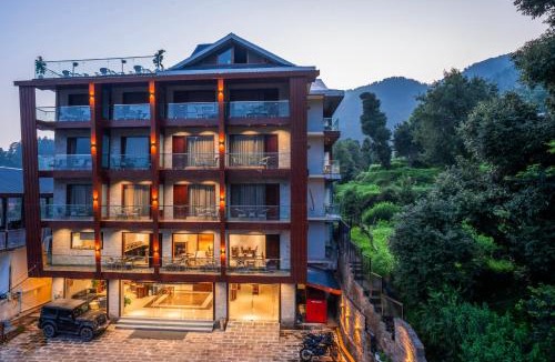 Bhagsu Nag Hotel | Alt life Luxe - Himalayan Crown - Upper Bhagsu Mcleodganj