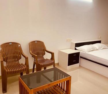 Thiruvananthapuram Cabin | Amalas Lodge