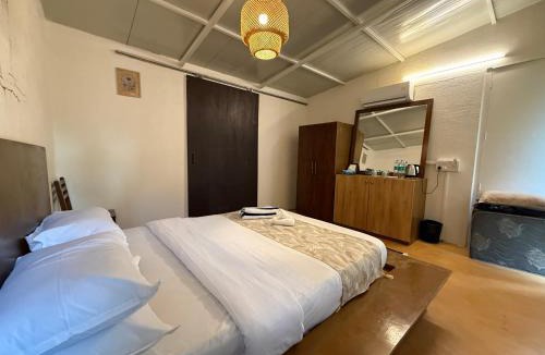 Vagator Hotel | Anexx Goa