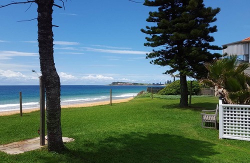 Narrabeen Apartment | Apartment 7 - The Coachhouse