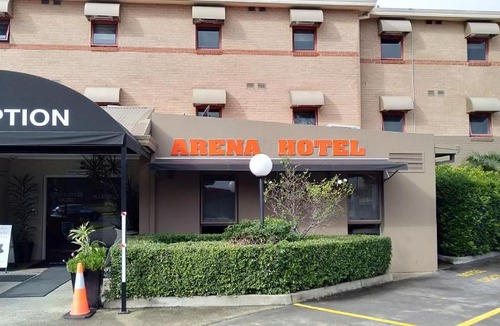 Greenacre Hotel | Arena Hotel (formerly Sleep Express Motel)