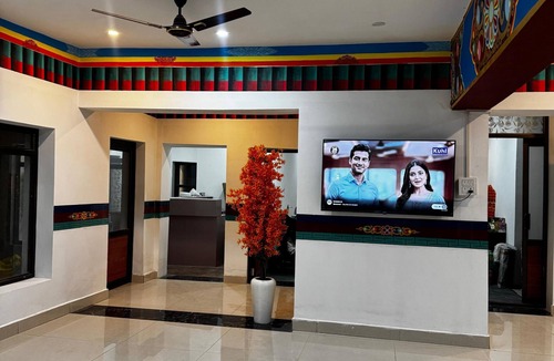 Hundur Resort | Arhat resort