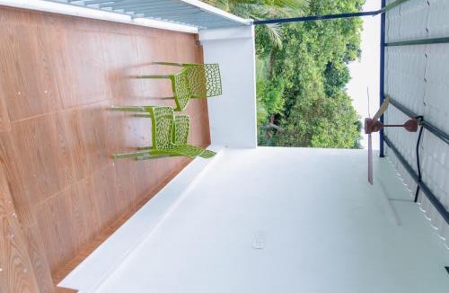 Bommayapalayam Hotel | Auro Ocean View Residency