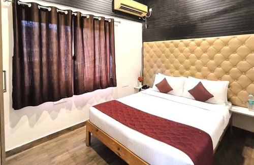 Bommayapalayam Hotel | Auro Wellness Castle