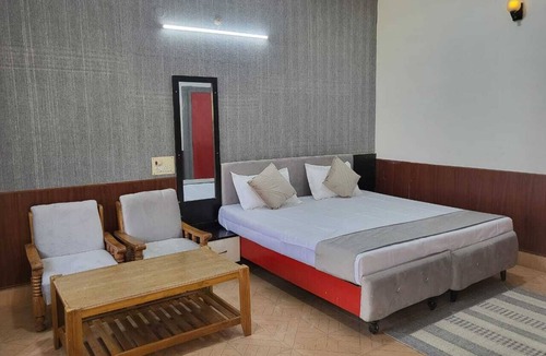 Mirzapur Hotel | Avexia Funcity Resort