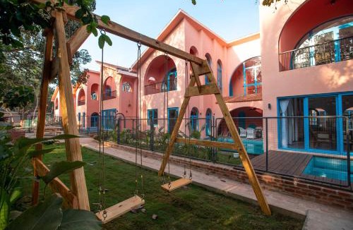 Mandrem Villa | Baia Luxe 3BHK Villa Pool & Jacuzzi, Mandrem Goa