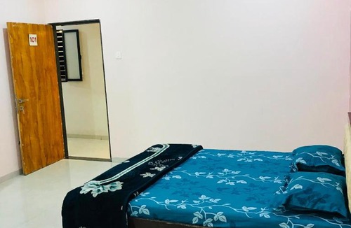 Dhule Hotel | Balaji Lodge