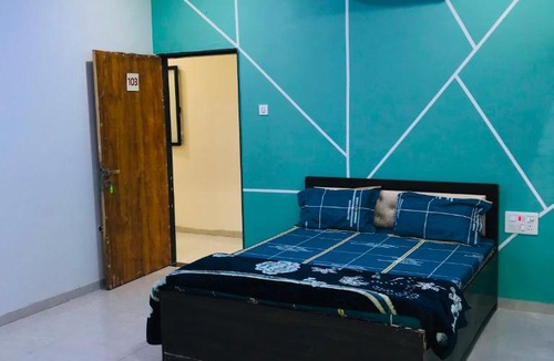 Dhule Hotel | Balaji Lodge