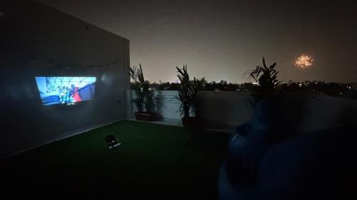 Velachery Apartment | Bali Themed Studio w Pvt Terrace Movie