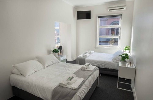 Chippendale Hotel | Bar Broadway