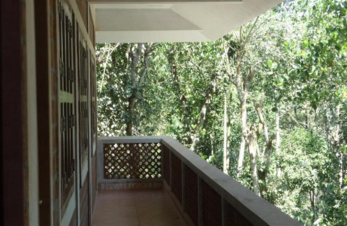 Chellarcovil Bed & Breakfast | BASIS Mountain House