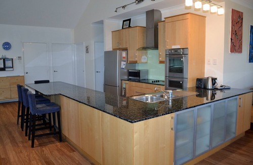 Peppermint Grove Beach House | Beachfront Bliss, Great ocean views and a minute's stroll to the waves.
