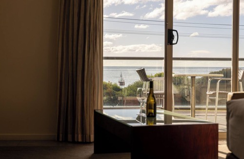 Bicheno Hotel | Beachfront At Bicheno
