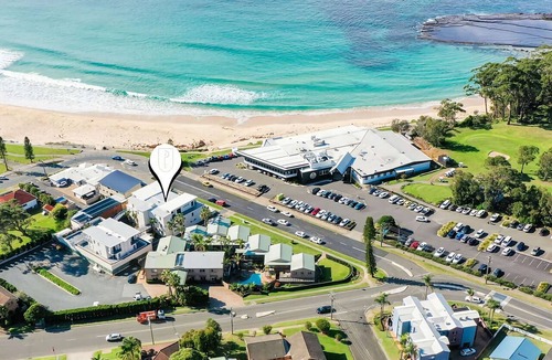 Mollymook Apartment | Beachfront Six - Perfectly located apartment right on the beach