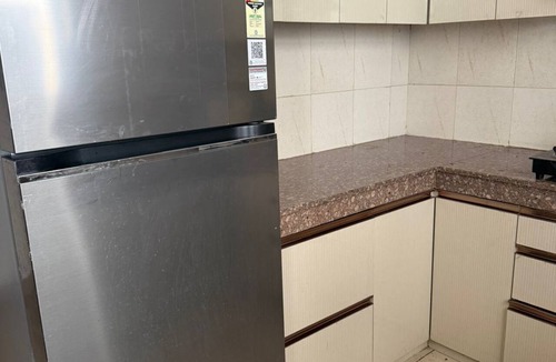 Noida Apartment | Beautiful 3-bedroom apartment with AC in cool Noida neighborhood