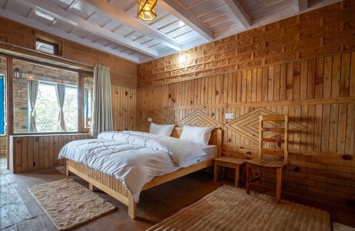 Almora Resort | Beautiful Himalayan view,peaceful, a perfect place in the lap of nature.