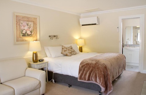 Beechworth Hotel | Beechworth On Bridge Motel