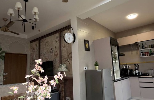 Gandhinagar Apartment | Beige Zenith : 2BHK Apt 32nd floor + Pool