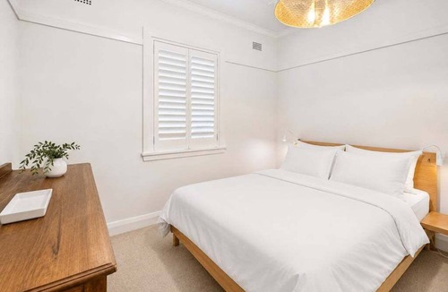 Cremorne House | BEN90 - Cremorne Retreat | Stylish Home with Garden