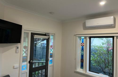 Golden Square Hotel | BENDIGO BOTANIC Motel