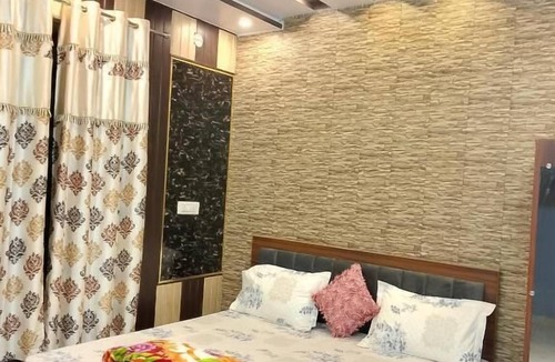 Chandauli Hotel | Bhardwaj Darbar