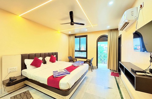 Tarapith Hotel | Binapani Tarapith