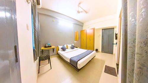 Porur Hotel | Blessings Prime Porur - Near DLF