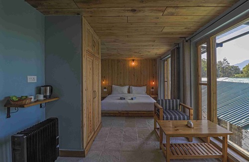 Bullawala Villa | BluSalz Collection Kuriyana Stay, Mussoorie