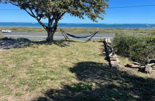 Lancelin Cottage | BOATHOUSE - HIGHEST HILLTOP ON OCEANFRONT