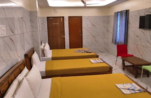 Sholinghur Hotel | Boss Inn