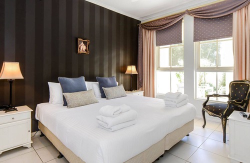 Brighton House | BOUTIQUE STAYS - Brighton Rose