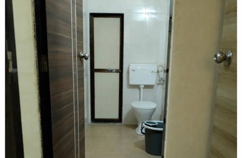 Thane West Apartment | Bright balcony 2-bedroom apartment with AC in vibrant Thane/Mulund