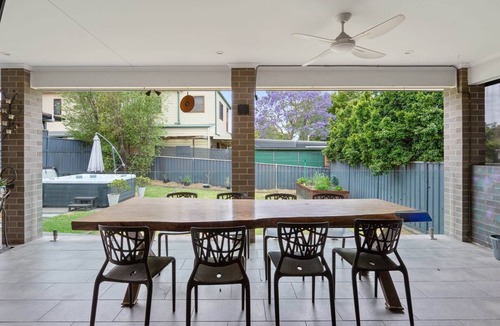Rydalmere Apartment | Bright Family Home in Rydalmere with Yard & BBQ