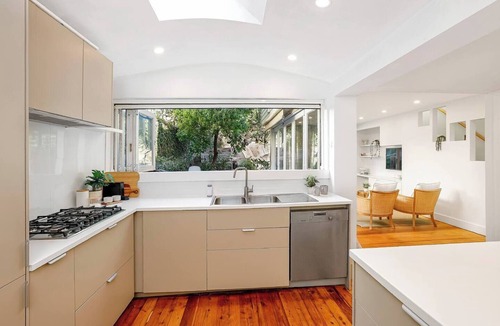 McMahons Point House | Bright & Spacious Home, Near to Sydney CBD